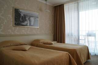 Отель Regina Maria Spa Design Hotel Балчик Двухместный номер с 1 кроватью или 2 отдельными кроватями-1